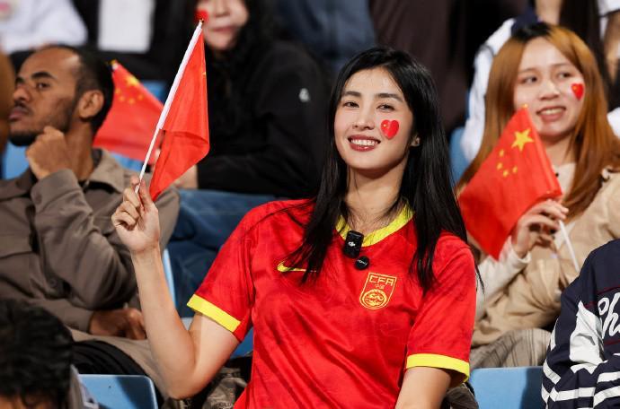开云APP下载-赵丽娜：沙特之行最打动我的是U23现场那种真实的呐喊和拼劲