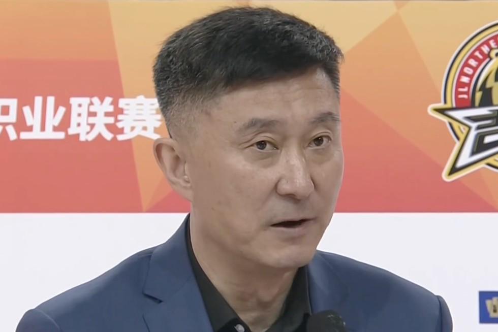 开云官方平台-杜锋：吉林的三分球让我们压力巨大，靠防守的统一性赢下比赛
