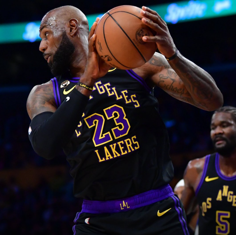 开云数字工具-41岁詹皇又将迎4里程碑！1点历史唯一太全面 骑士今夏将猛追他？